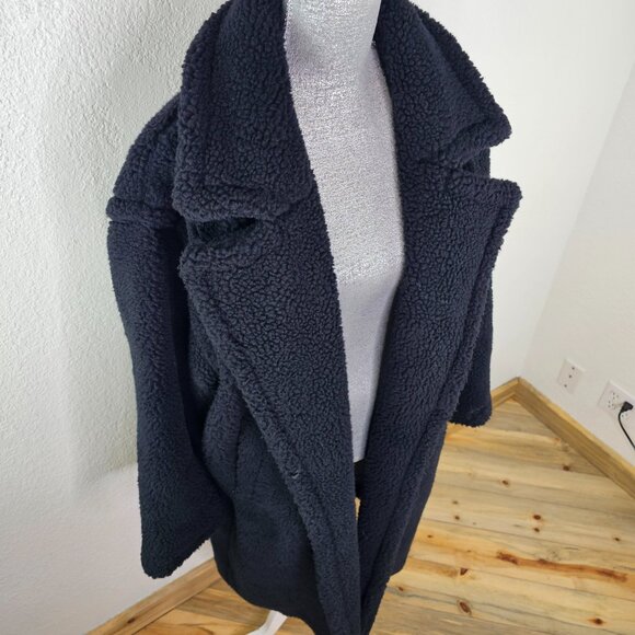 Fabletics Teddy Long Coat Khloe Kardashian Collaboration Size XL - Picture 2 of 11